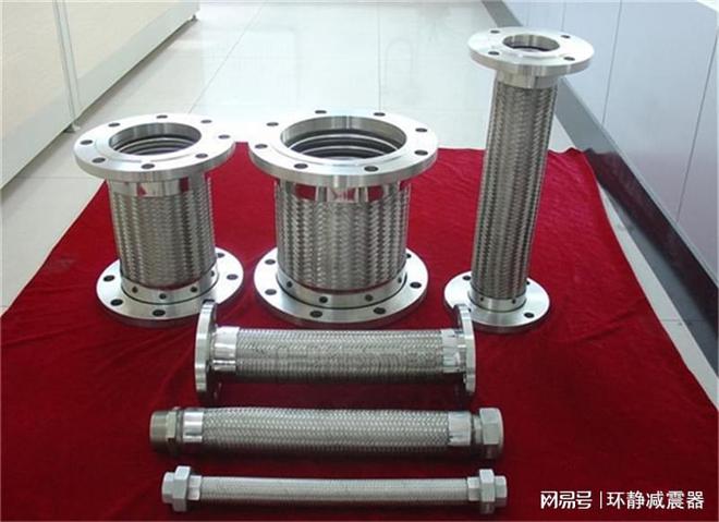 Bwin必赢国际：今天来了解一下波纹管补偿器与金属软管的不同性能特点(图2)