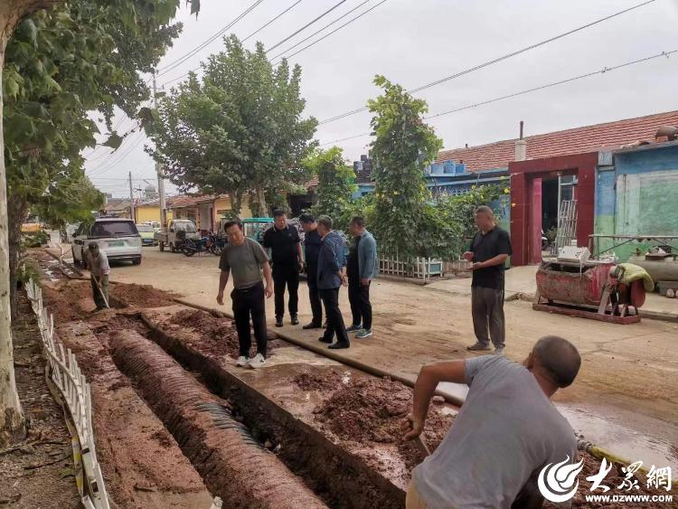 潍坊市奎文区北王尔庄村排水改造让“闹心路”变“舒心路”(图3)